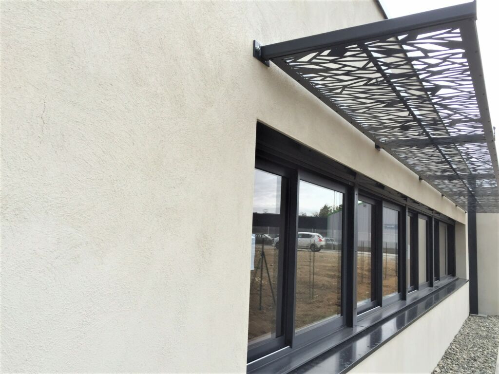 brise soleil menuiserie auch