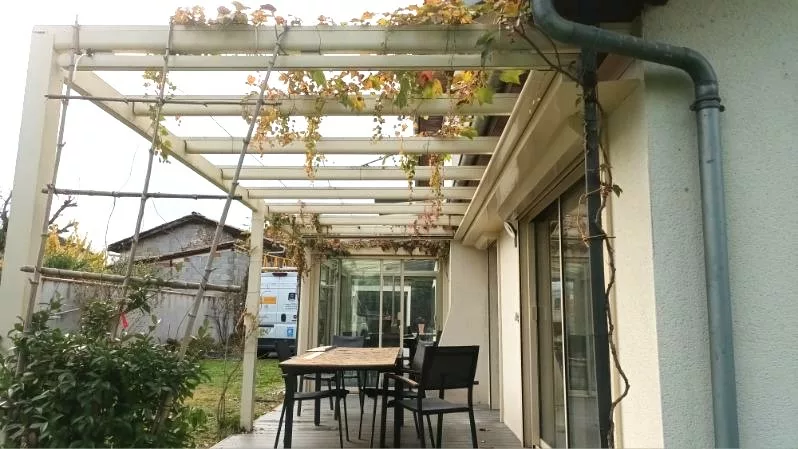 menuiserie pergola auch